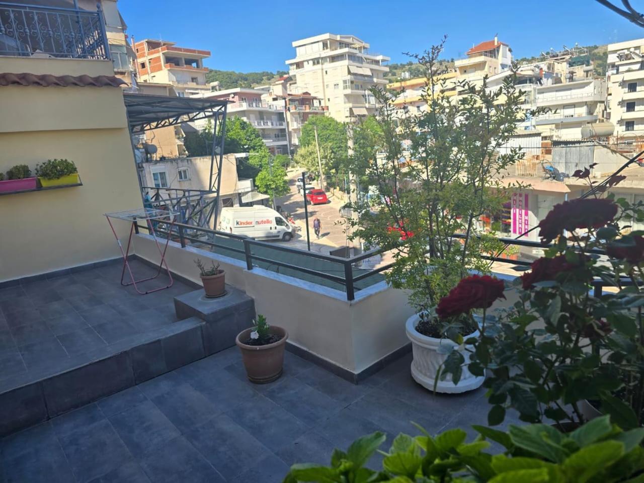Saranda Beach Apartment Екстериор снимка